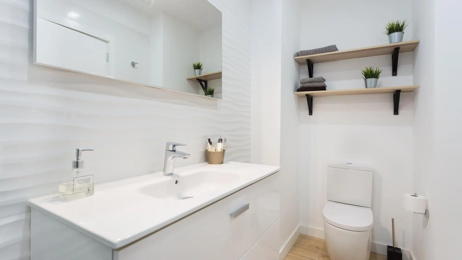 Home2Book Modern Center Apartment With Terrace サンタクルスデテネリフェ